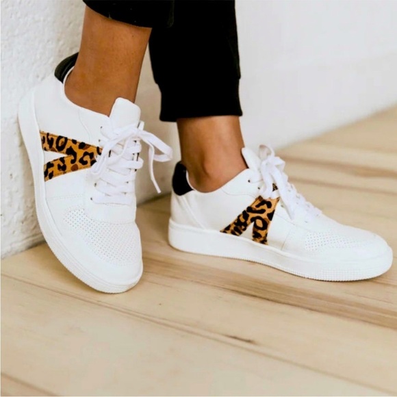 MIA Shoes - MIA Krew animal print sneaker size women’s 9, new with tags